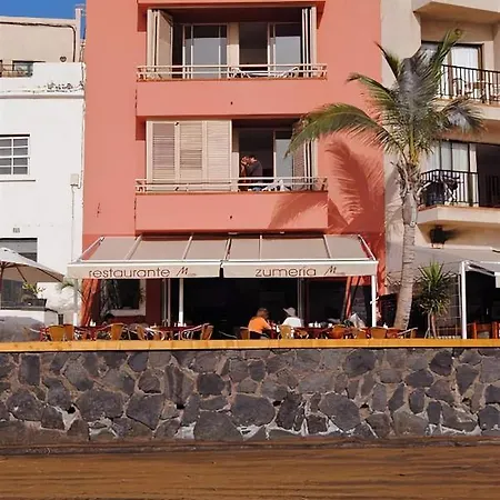 Апартаменты Amazing Beachfront Casa Corina I Эль-Медано
