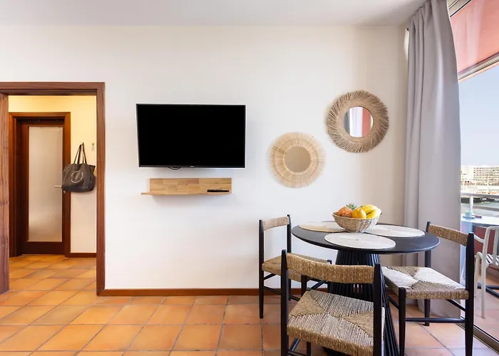 Amazing Beachfront Casa Corina I